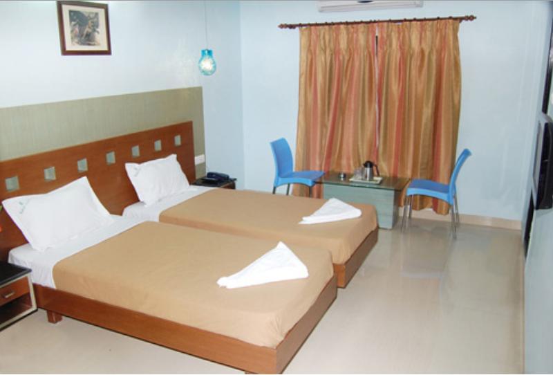 Hotel Balaji Grand Kākināda Pokoj fotografie