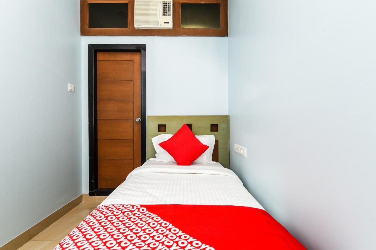 Hotel Balaji Grand Kākināda Exteriér fotografie